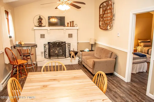 $1,950 | 120 Woodland Place, Blakeslee, PA 18610