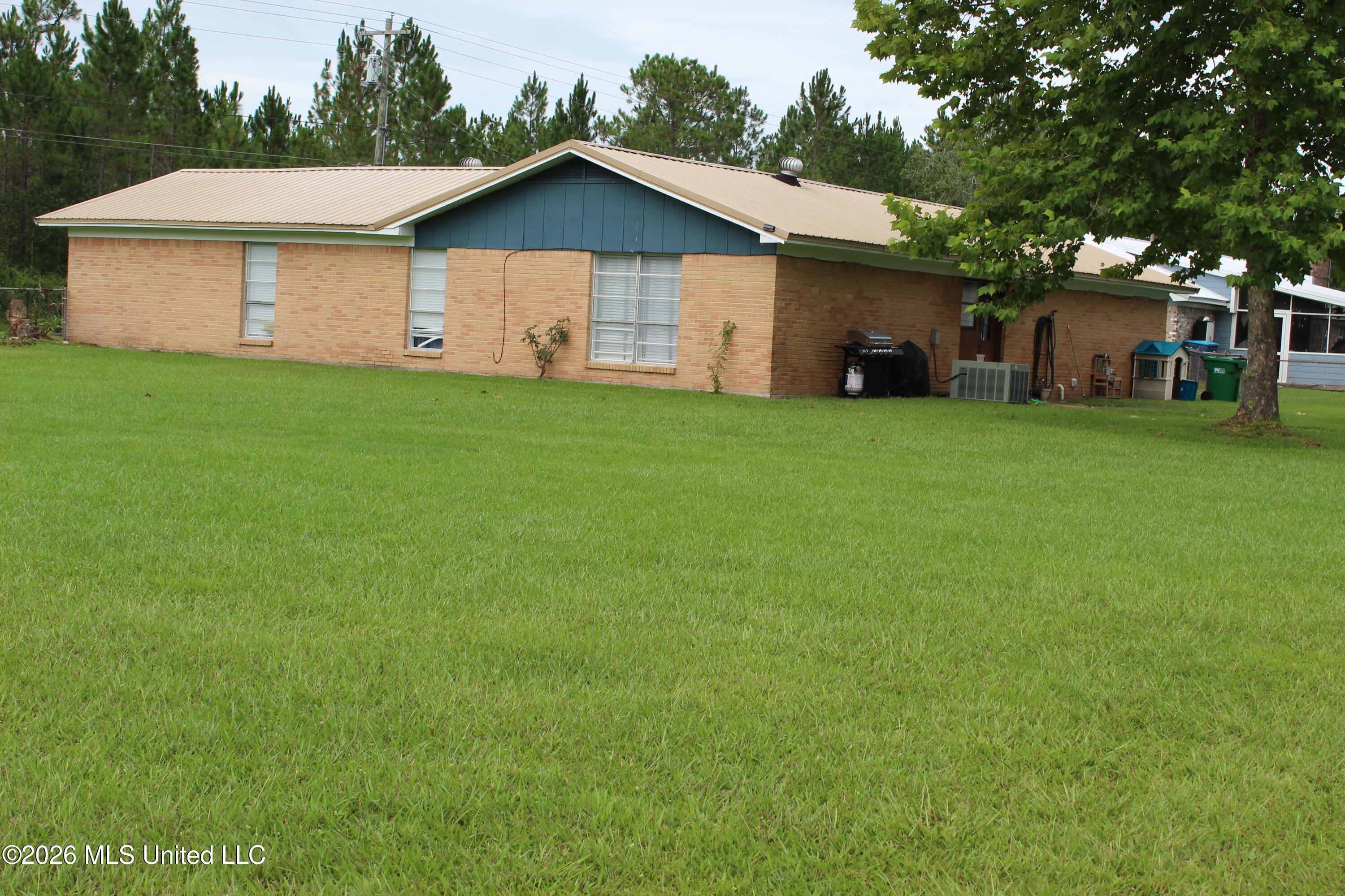 8517 Greenfields Road Moss Point, MS 39562 - Photo 24 of 53 IMG_1255