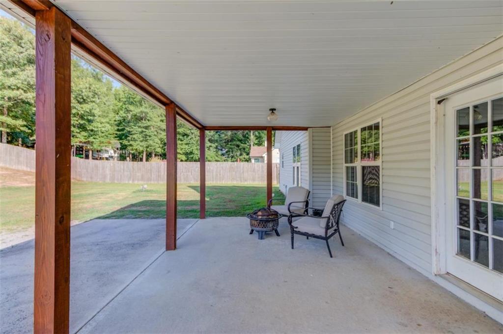 172 Arbor Trace Braselton, GA 30517 - Photo 3 of 39