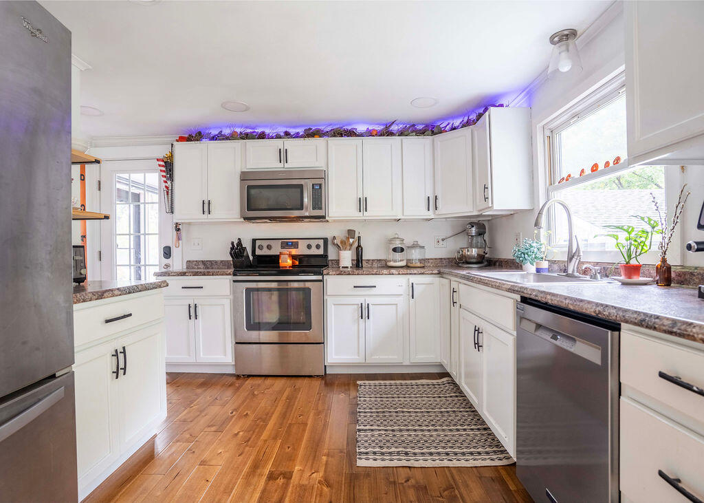 21 Old Belgrade Road Augusta, ME 04330 - Photo 14 of 42 Kitchen