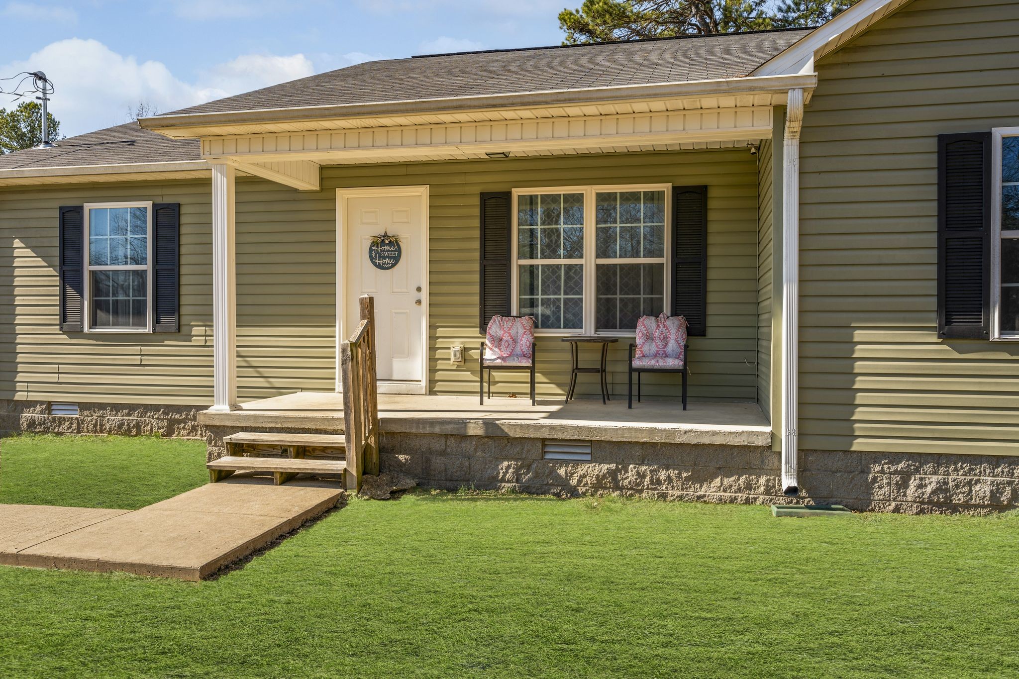 914 Deason Road Dickson, TN 37055 - Photo 2 of 20 Gallery Image 2