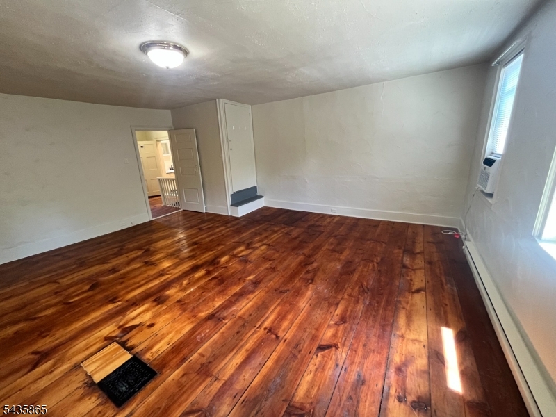80 Little York Mt Pleasant Road Milford, NJ 08848 - Photo 3 of 24