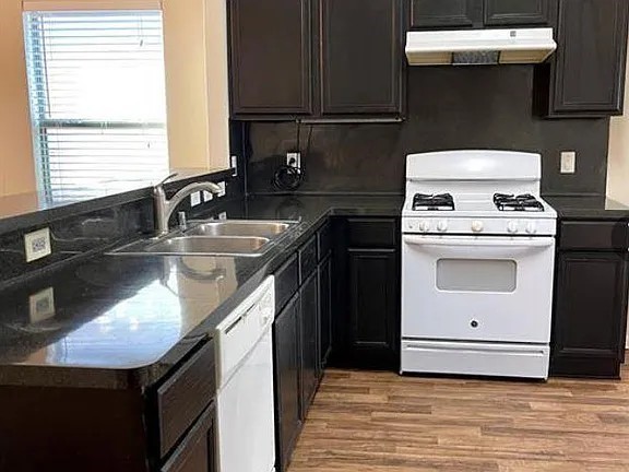 9210 Strawberry Cactus Loop Houston, TX 77064 - Photo 5 of 11