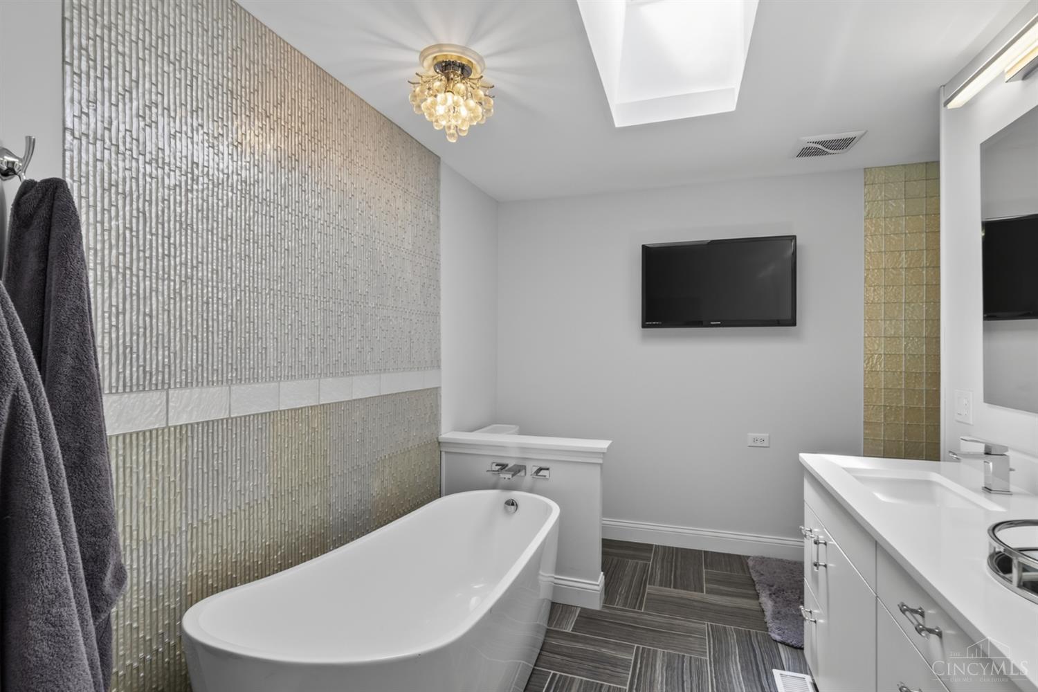 2201 Riverside Drive, Unit C1 Cincinnati, OH 45202 - Photo 38 of 84