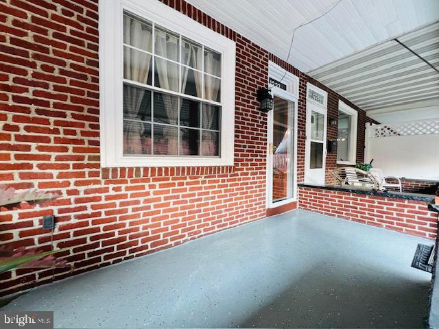 1227 North 11th Street Reading, PA 19604 - Photo 5 of 42