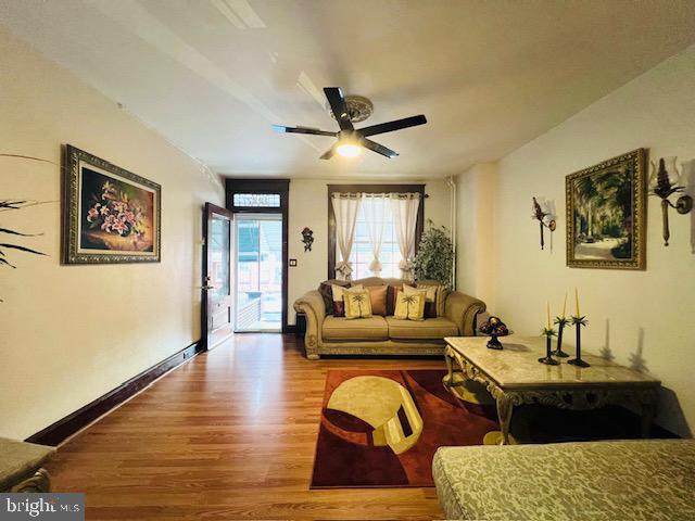 1227 North 11th Street Reading, PA 19604 - Photo 6 of 42