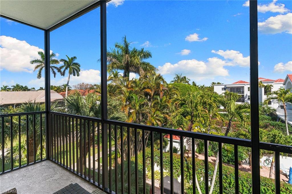 1005 4th Street South, Unit 203 Naples, FL 34102 - Photo 14 of 29