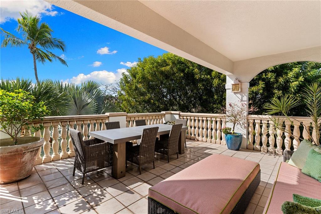 1005 4th Street South, Unit 203 Naples, FL 34102 - Photo 8 of 29