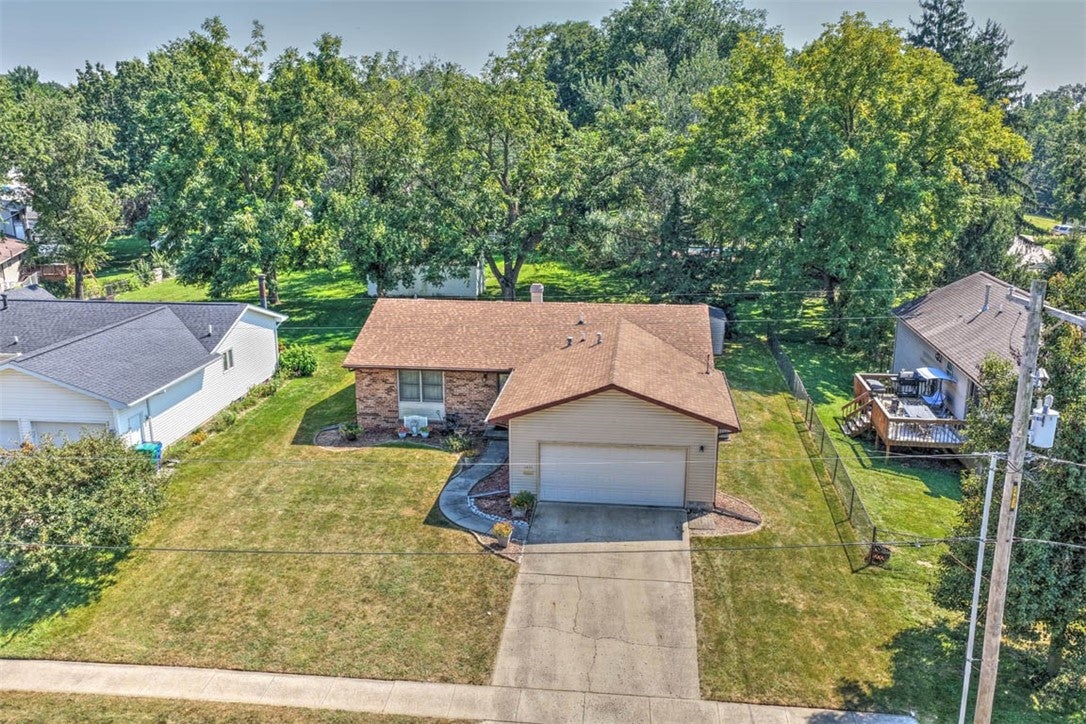 1551 West Pershing Road Decatur, IL 62526 - Photo 4 of 22 Gallery Image 4