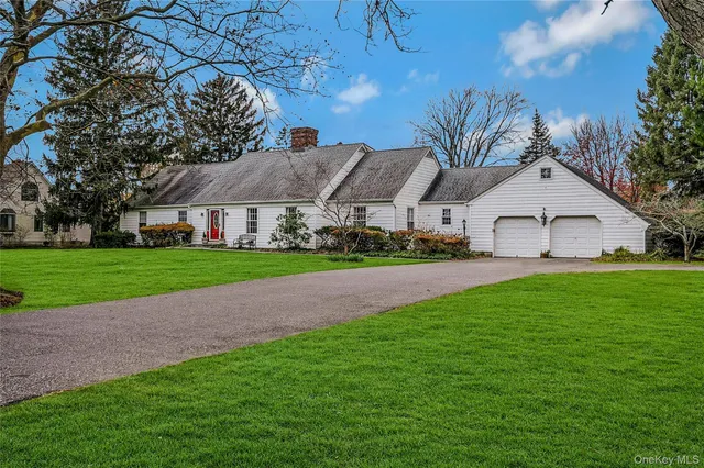 $1,580,000 | 2340 Fairway Drive, Cutchogue, NY 11935