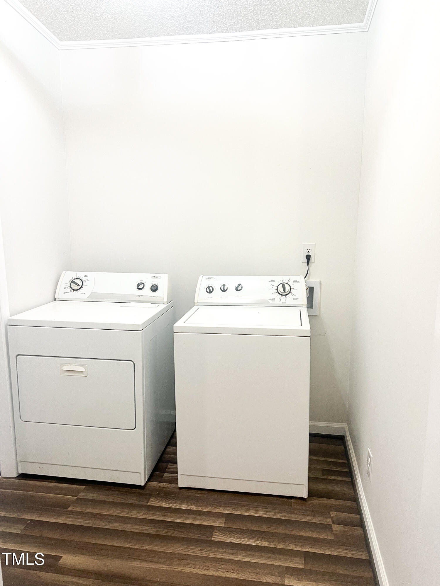 364 Moody Loop Road Siler City, NC 27344 - Photo 15 of 20 a utility room with dryer and washer