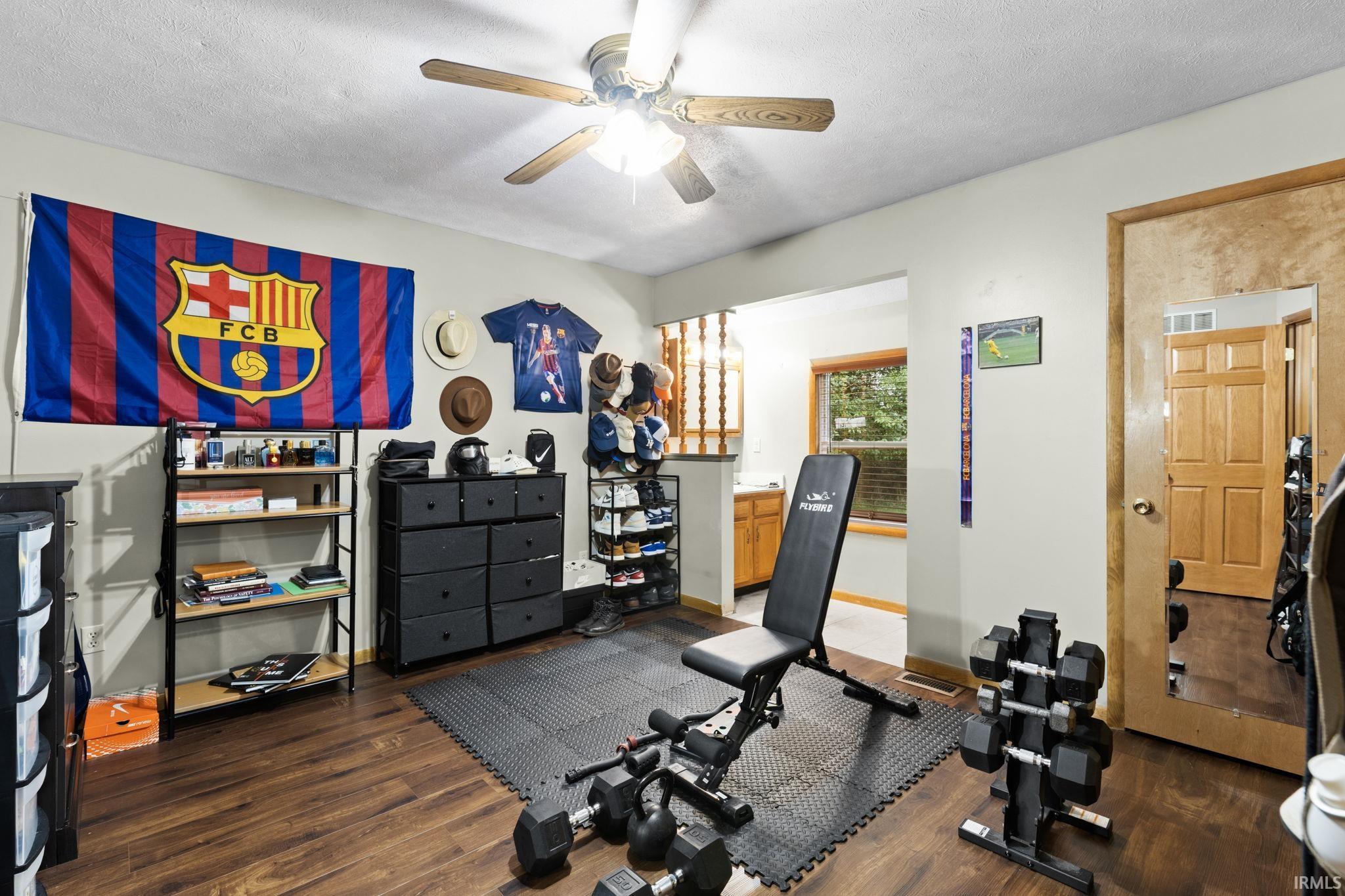 58915 Runway Road Elkhart, IN 46516 - Photo 16 of 25 Gallery Image 16