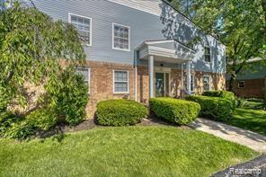 527 East University Drive, Unit 1108 Rochester, MI 48307 - Photo 1 of 15