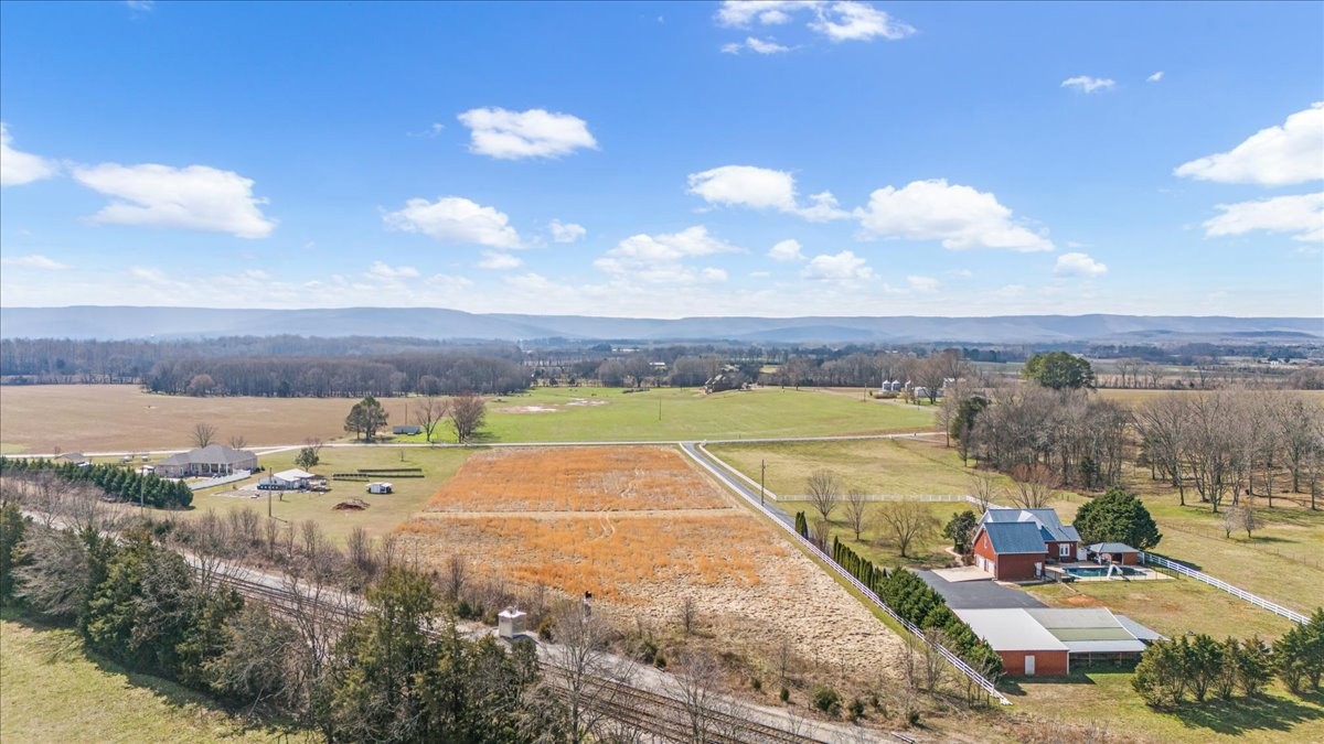 0 Georgia Crossing Road Winchester, TN 37398 - Photo 4 of 12 a view of a city