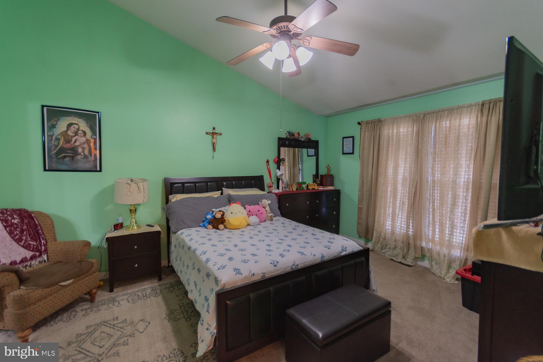 110 Limited Drive Ranson, WV 25438 - Photo 6 of 64