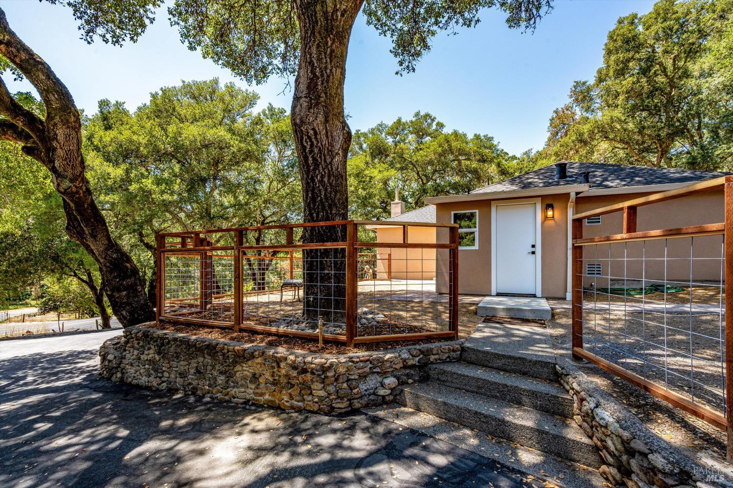 9342 Chalk Hill Road Healdsburg, CA 95448 - Photo 8 of 66