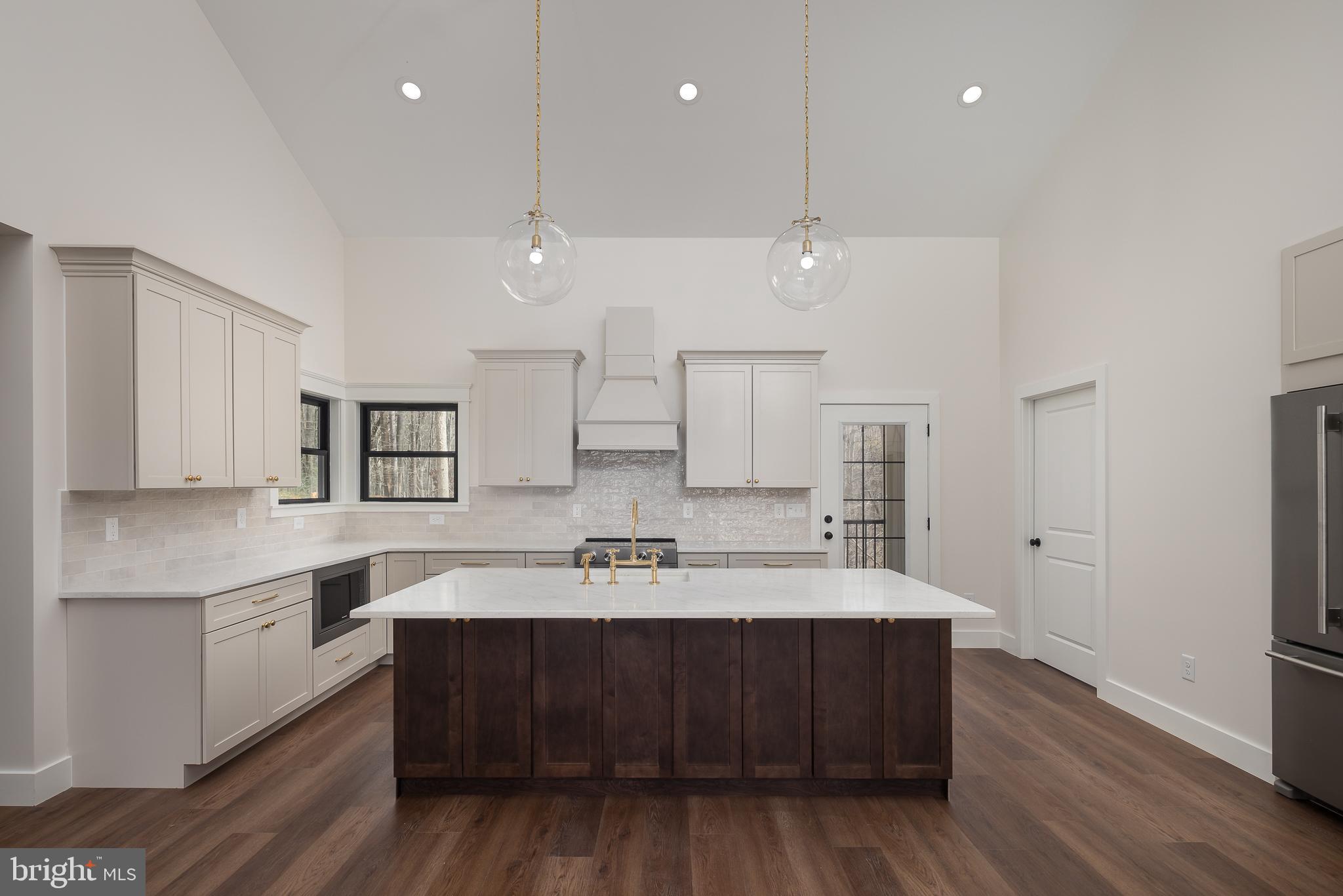 11117 Eggbornsville Road Rixeyville, VA 22737 - Photo 17 of 76 Gourmet Kitchen