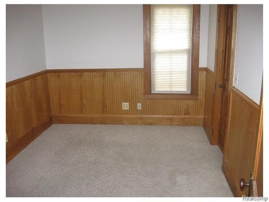 14074 Farmington Road Livonia, MI 48154 - Photo 7 of 11 Bedroom