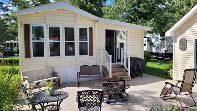 $87,500 | 9325 South Lazy Lane, Unit 33, Baldwin, MI 49304