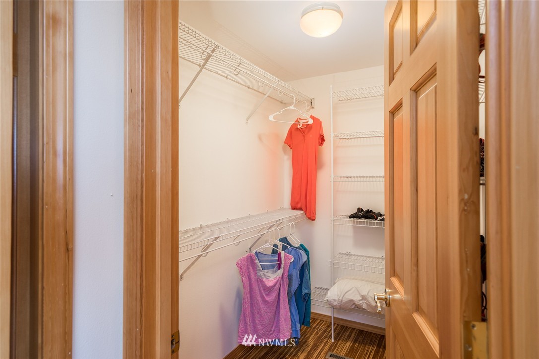 2361 West Beach Road Oak Harbor, WA 98277 - Photo 15 of 22 Gallery Image 15