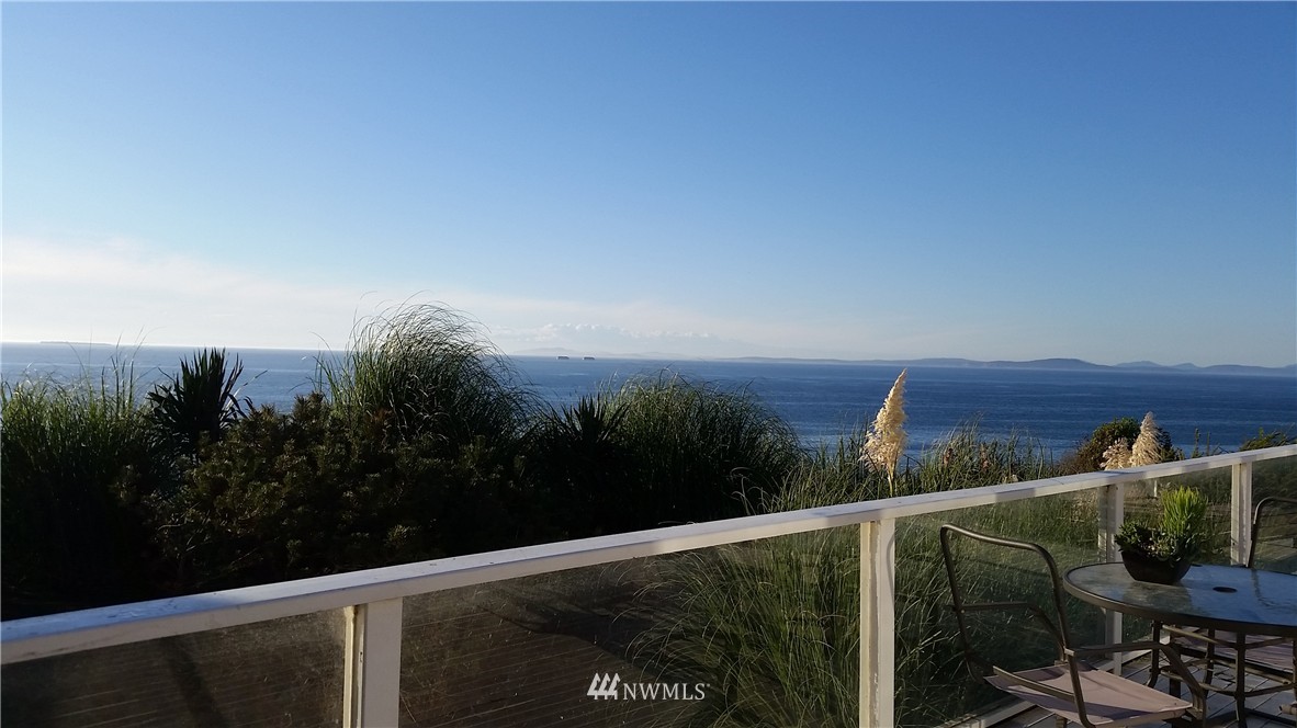 2361 West Beach Road Oak Harbor, WA 98277 - Photo 21 of 22 Gallery Image 21