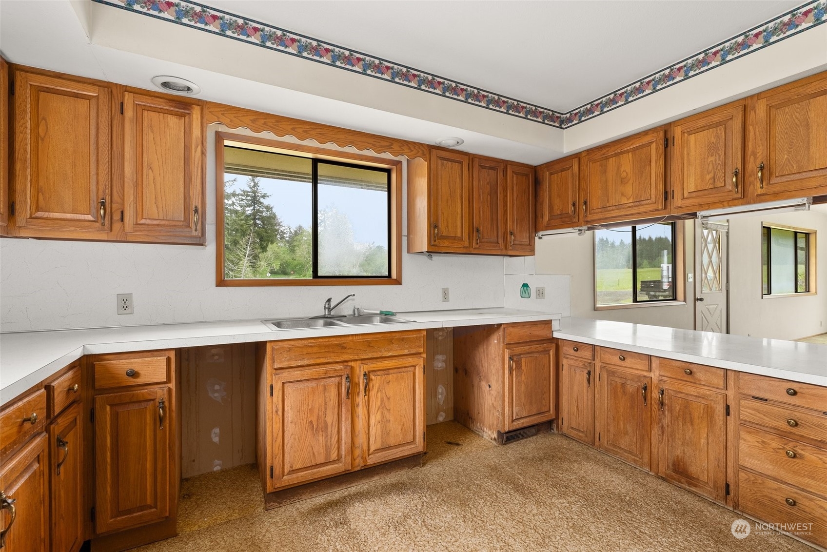 12 Breen Road Raymond, WA 98577 - Photo 9 of 35 Gallery Image 9