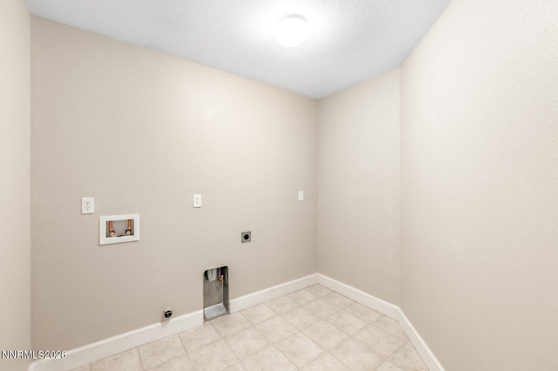 245 Anselmo Drive Reno, NV 89523 - Photo 28 of 49 028_a-1048_955