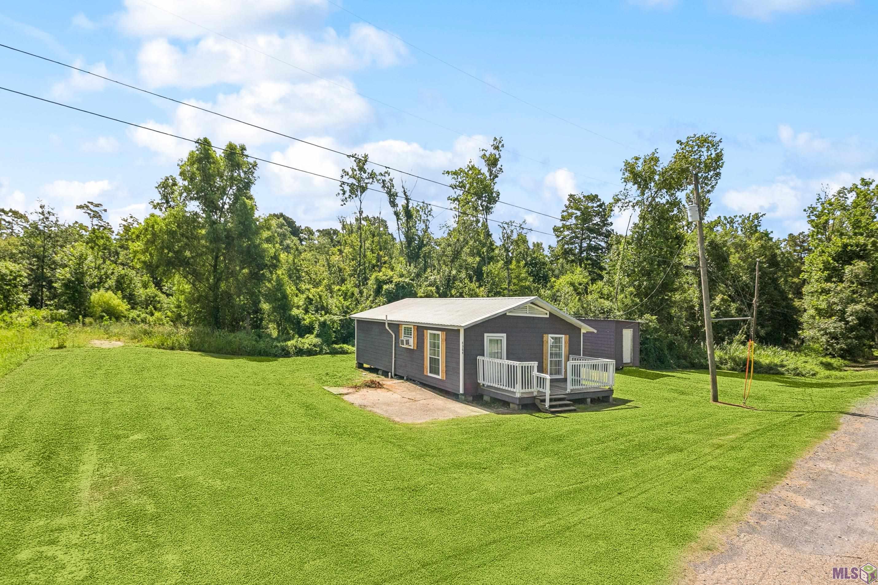 8364 Phillips Road St. Amant, LA 70774 - Photo 3 of 25 Gallery Image 3