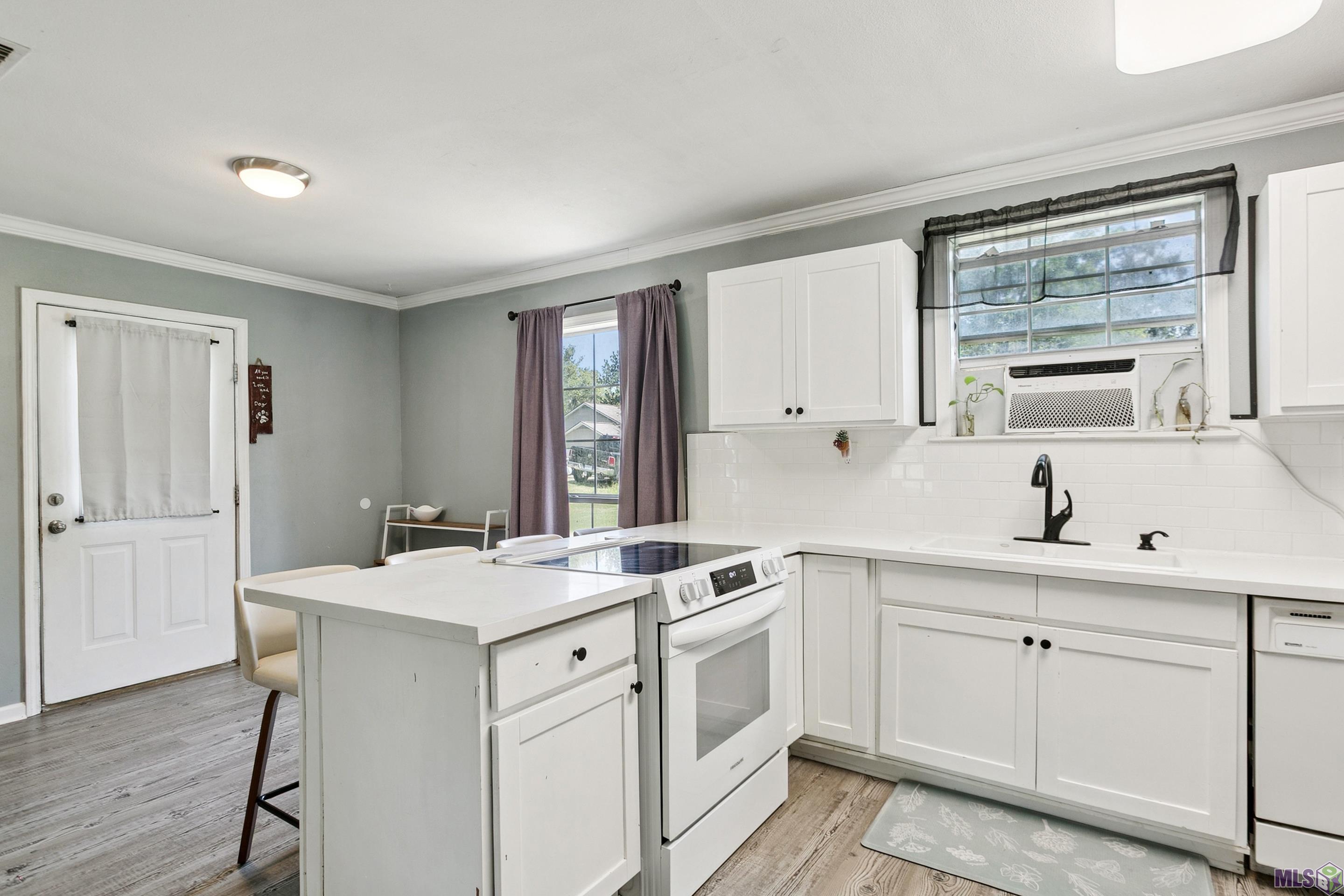 8364 Phillips Road St. Amant, LA 70774 - Photo 8 of 25 Gallery Image 8