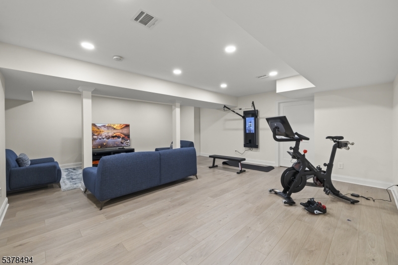 20 Woodfern Road Summit, NJ 07901 - Photo 41 of 46