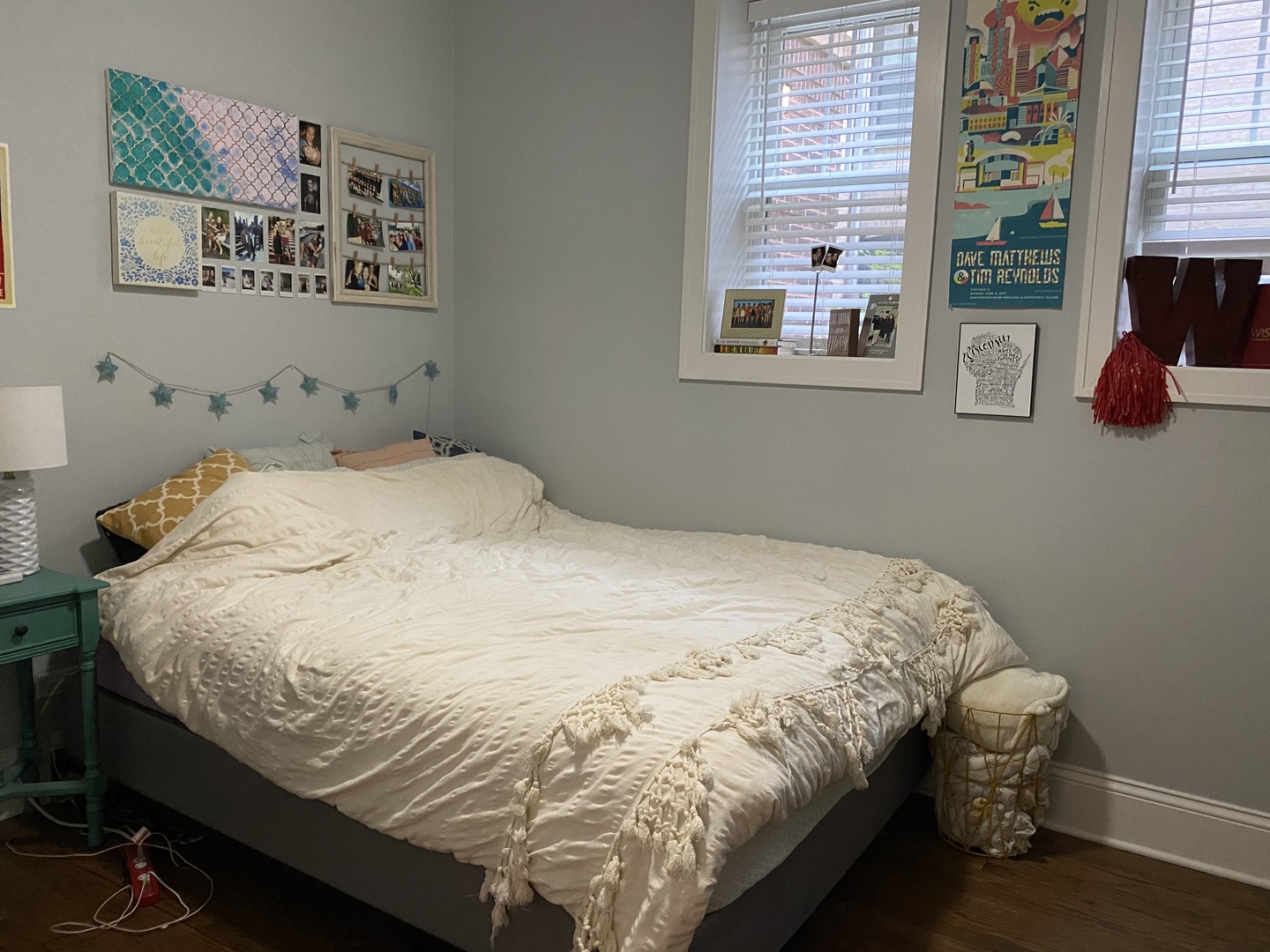 Undisclosed Address Chicago, IL 60657 - Photo 7 of 12 a bed sitting in a bedroom next to a window