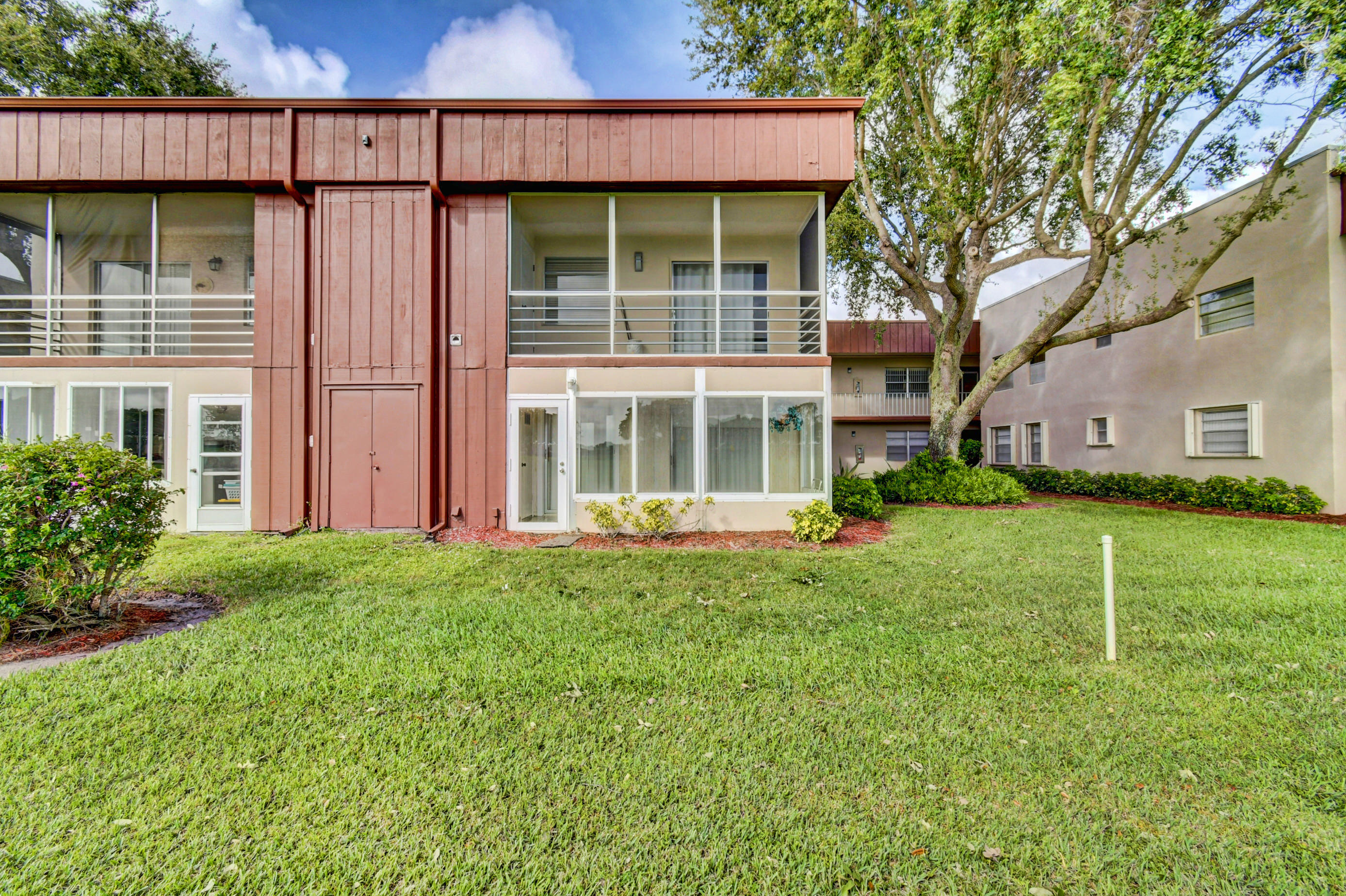923 Normandy Trail Delray Beach, FL 33484 - Photo 23 of 26 30_dsc_3383_4_5_6_7