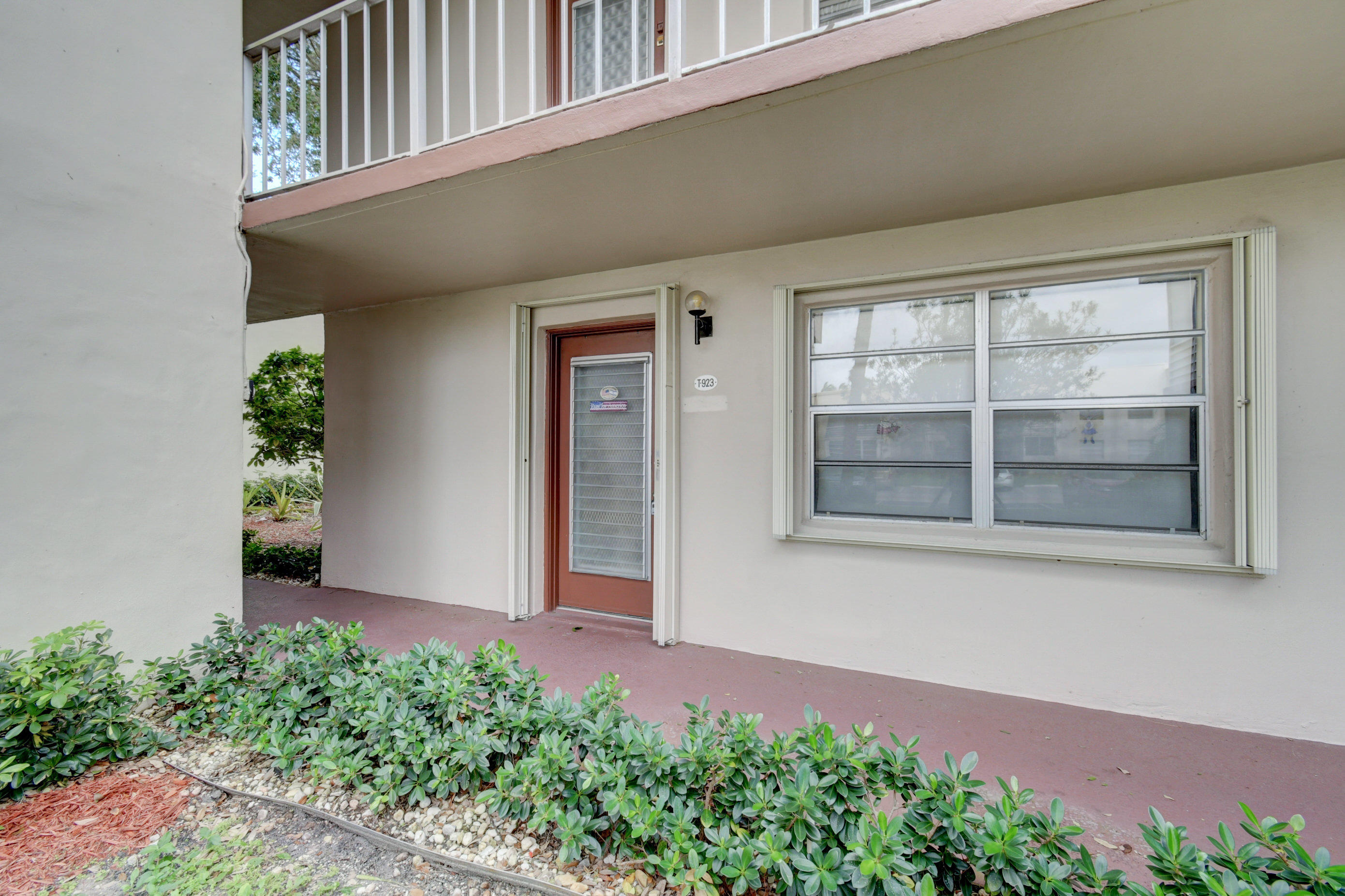 923 Normandy Trail Delray Beach, FL 33484 - Photo 26 of 26 03_dsc_3343_4_5_6_7