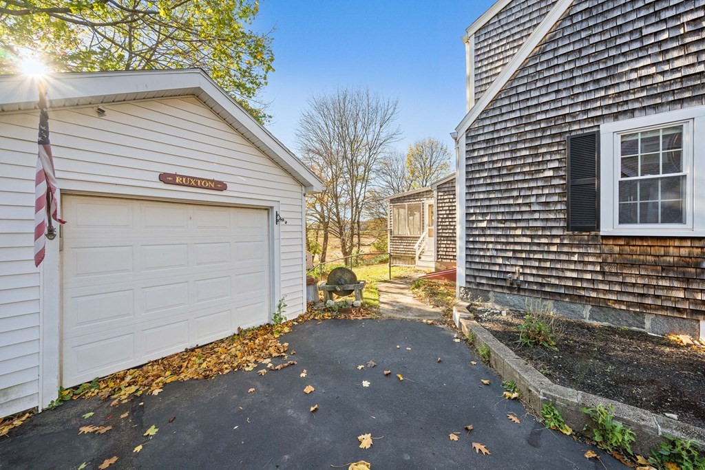 18 Clinton Road Weymouth, MA 02189 - Photo 27 of 33 Gallery Image 27