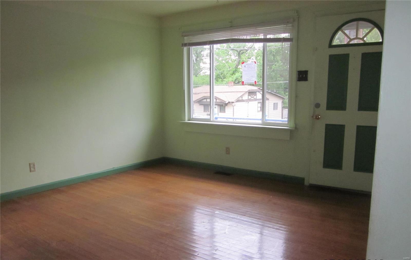 3313 Edmundson Road St. Louis, MO 63114 - Photo 3 of 10 Gallery Image 3