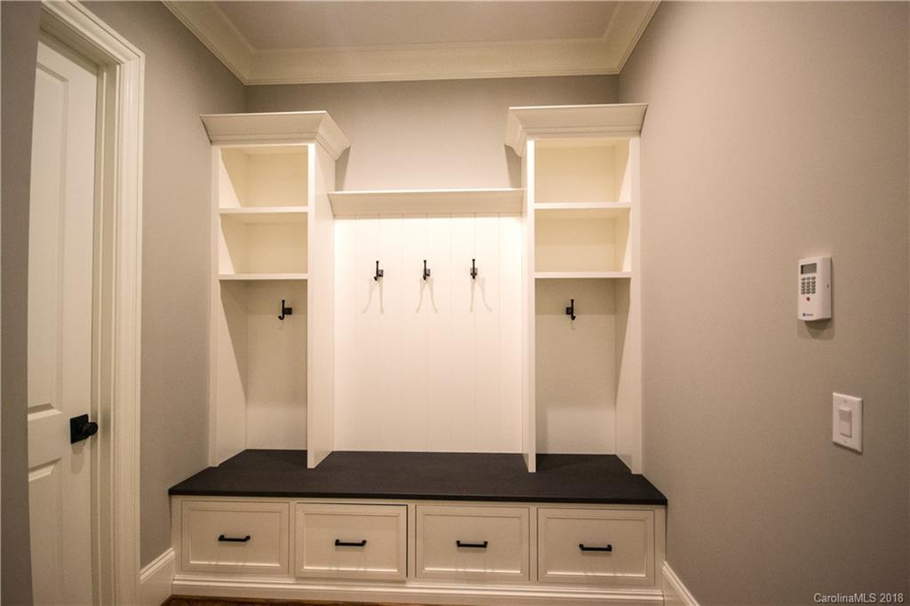 610 Lansdowne Road Charlotte, NC 28270 - Photo 10 of 28 Gallery Image 10