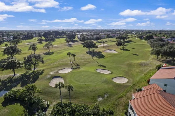 $2,400 | 5473 Southeast Miles Grant Road, Unit 206, Stuart, FL 34997