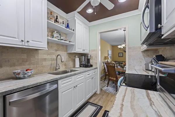 $2,400 | 5473 Southeast Miles Grant Road, Unit 206, Stuart, FL 34997