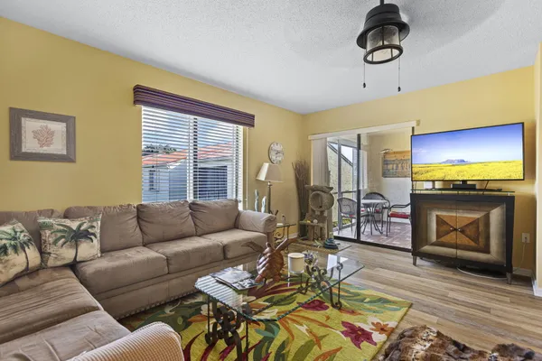 $2,400 | 5473 Southeast Miles Grant Road, Unit 206, Stuart, FL 34997