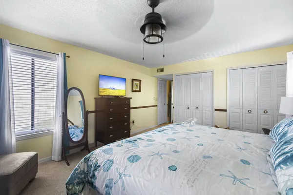 $2,400 | 5473 Southeast Miles Grant Road, Unit 206, Stuart, FL 34997