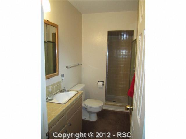 7825 Bluff Road Cascade, CO 80809 - Photo 7 of 16 attched 3/4 bath