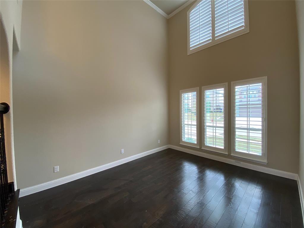 927 Bentley Drive Roanoke, TX 76262 - Photo 5 of 33