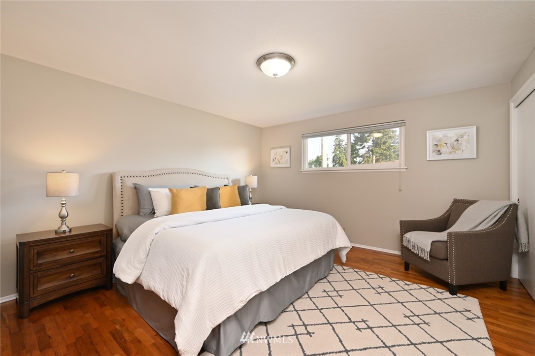 3415 Northeast 10th Place Renton, WA 98056 - Photo 17 of 29 Gallery Image 17