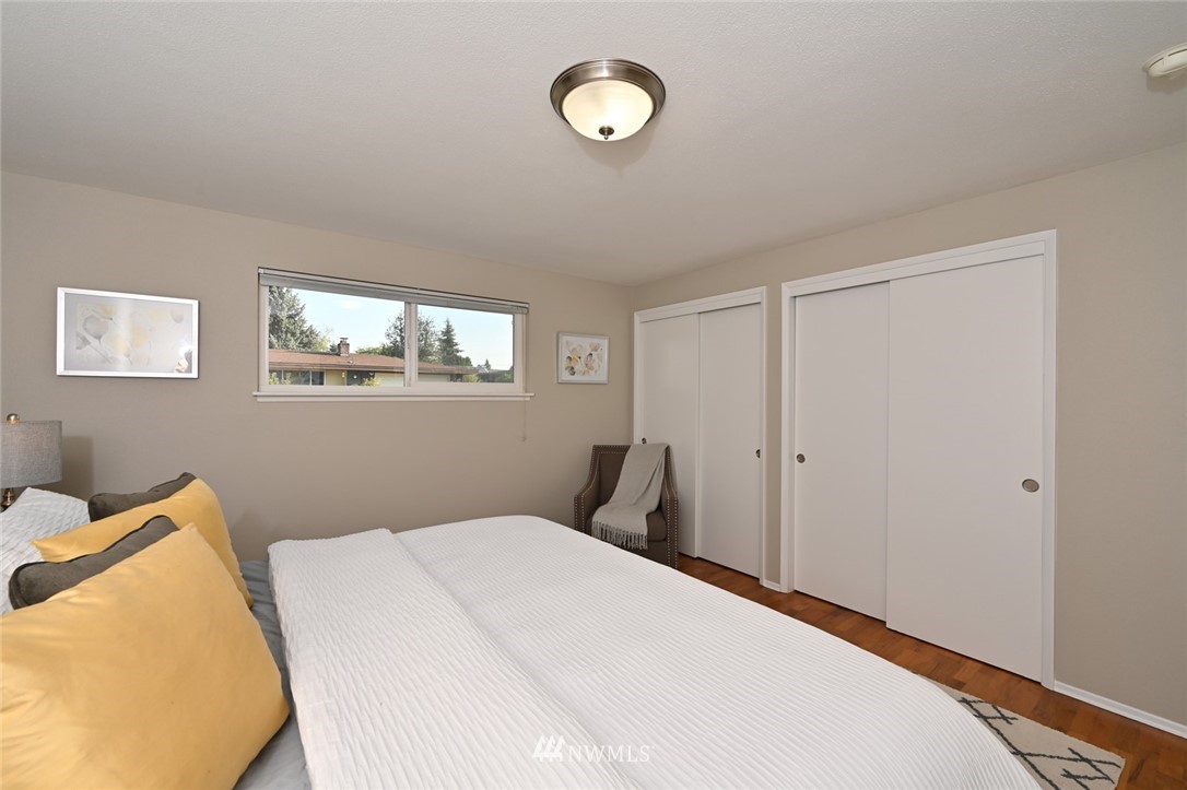 3415 Northeast 10th Place Renton, WA 98056 - Photo 18 of 29 Gallery Image 18
