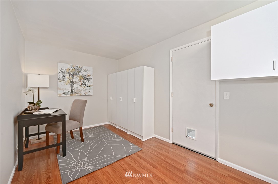 3415 Northeast 10th Place Renton, WA 98056 - Photo 21 of 29 Gallery Image 21