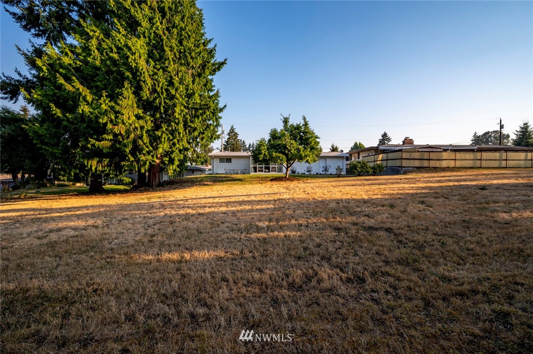 3415 Northeast 10th Place Renton, WA 98056 - Photo 29 of 29 Gallery Image 29