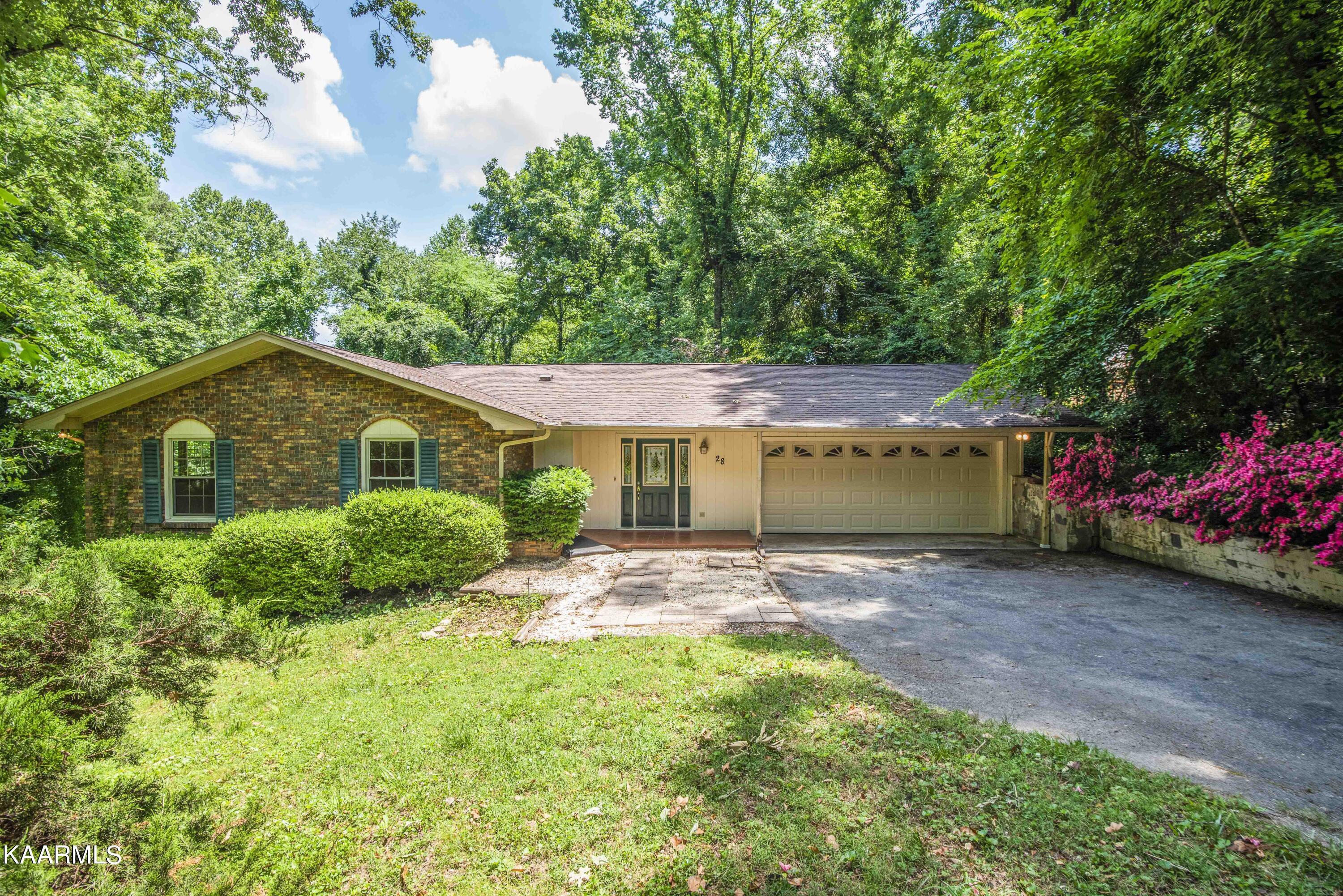 28 Montclair Road Oak Ridge, TN 37830 - Photo 1 of 57 28 Montclair Road