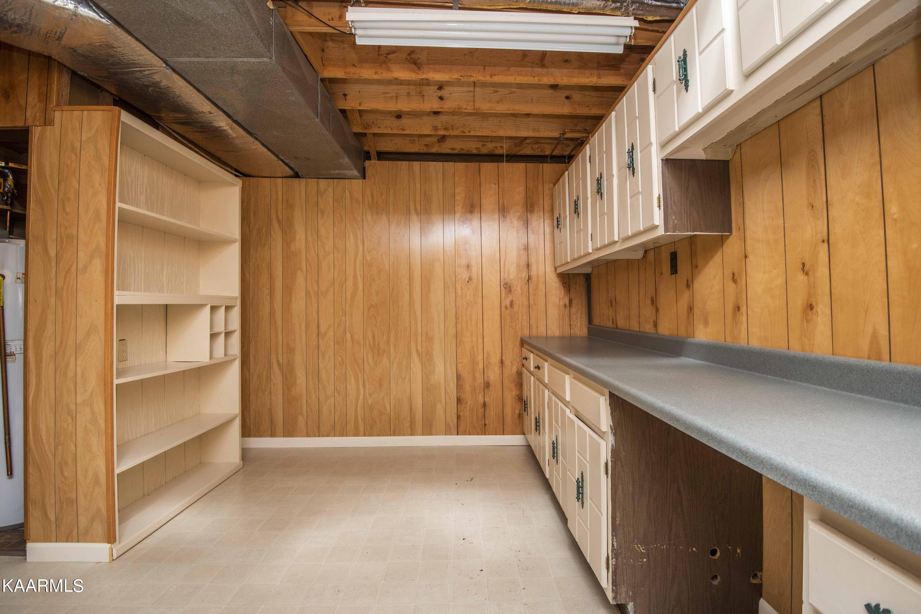 28 Montclair Road Oak Ridge, TN 37830 - Photo 42 of 57 Workshop
