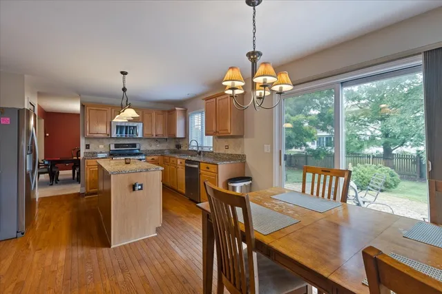 $514,999 | 23721 Greenfield Drive, Plainfield, IL 60585