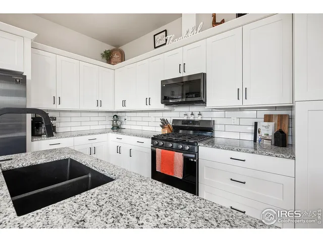 $687,900 | 894 Turkey Roost Drive, Livermore, CO 80536